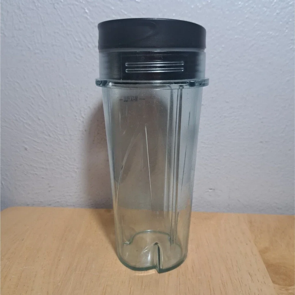 2 16 oz Ninja Single Serve Blender Cups with Blender Lid Blade